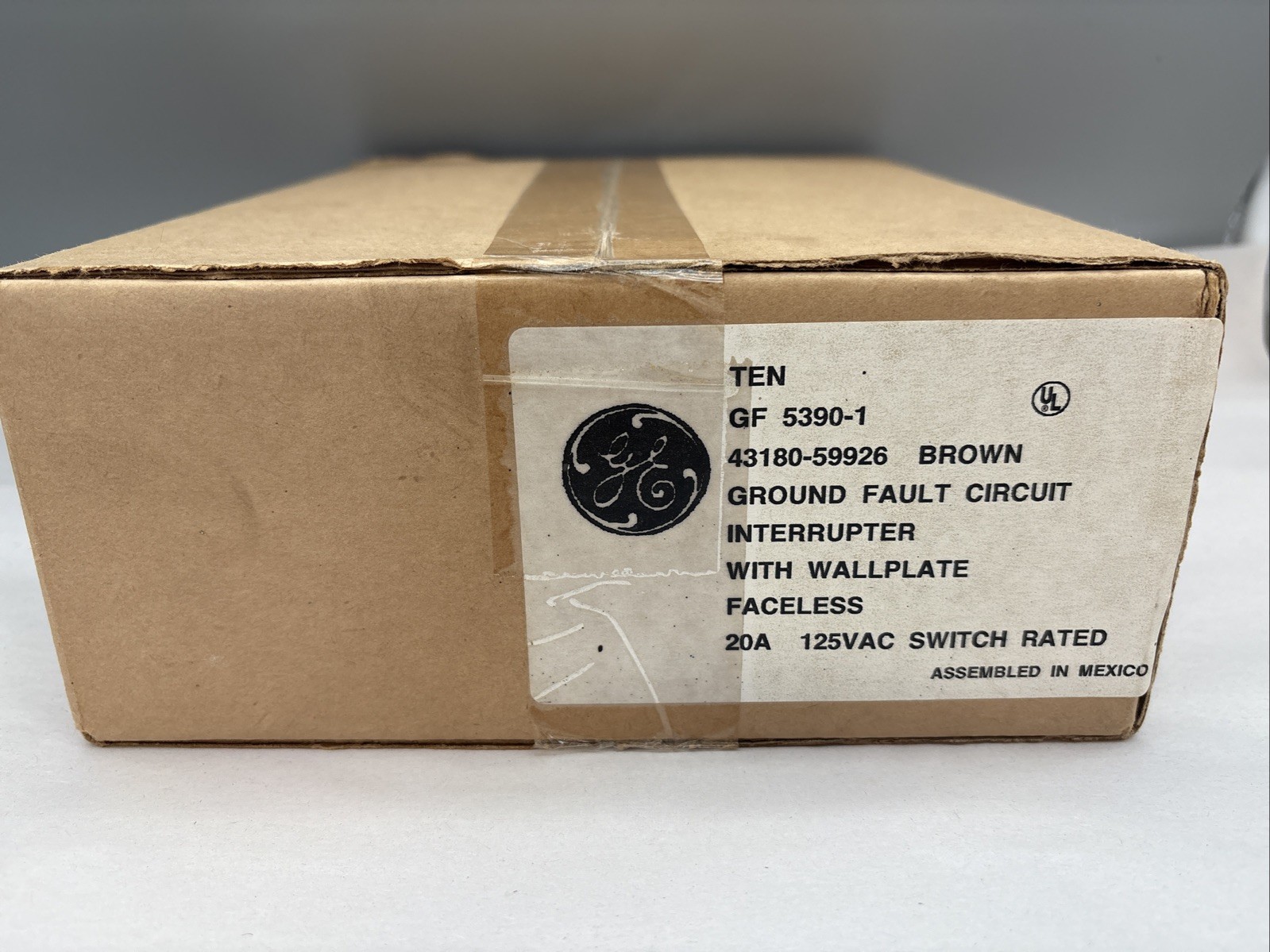GE 5390-1 GFI W/Wallplate Faceless Brown 20A 125 Vac Box Of Ten