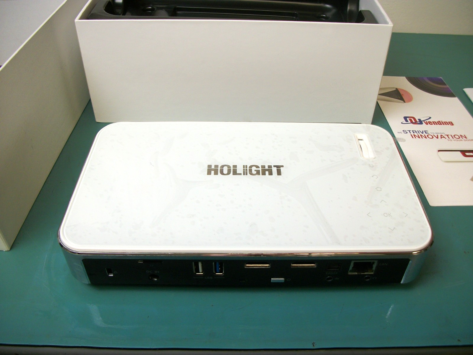 HOLIGHT 27M Smart LED Projector. Office Stored Item in Box.