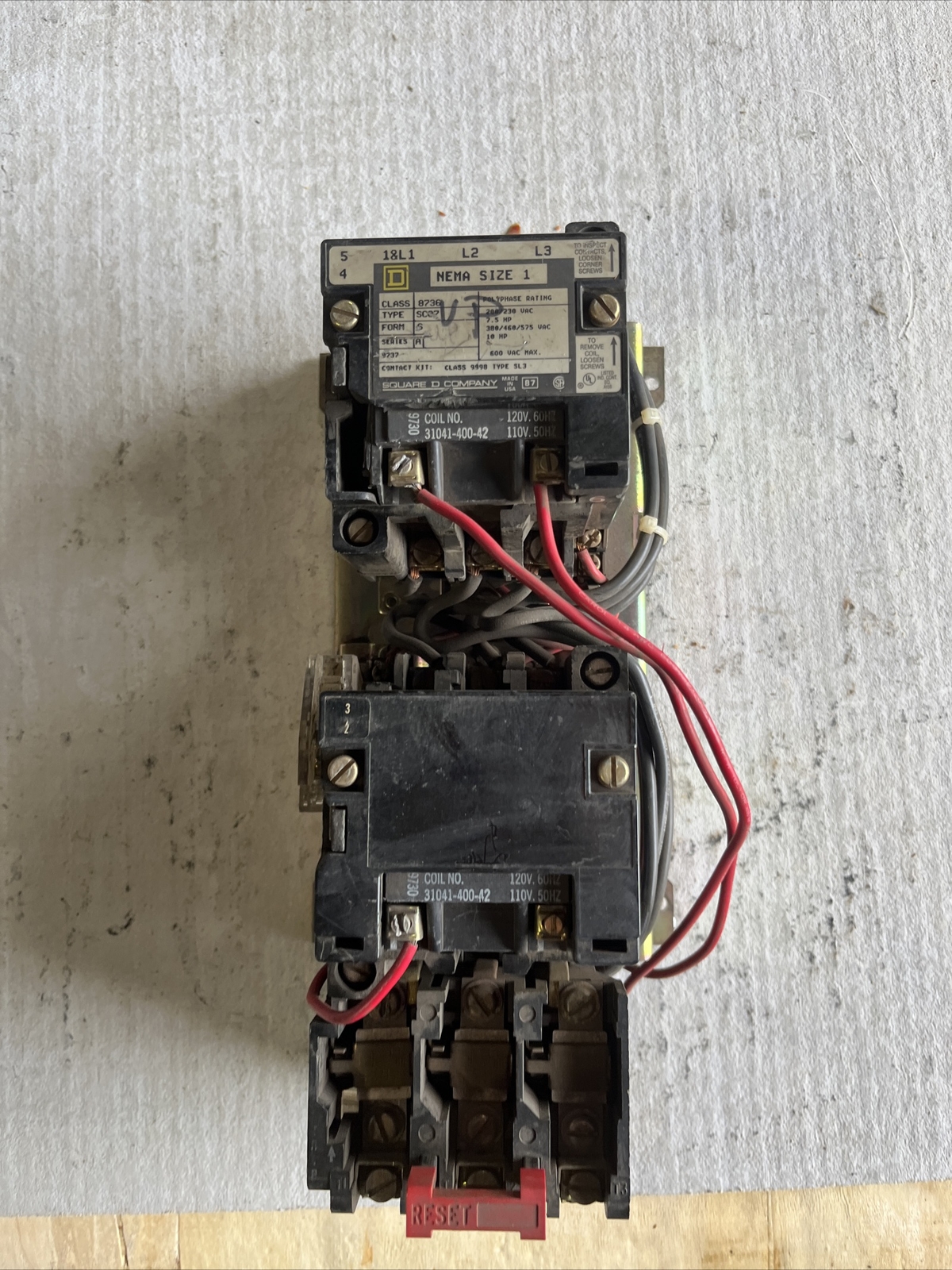 Square D 8736SC07S Series A, Nema Size 1, 3 Pole, 120V Coil 200/230 Vac