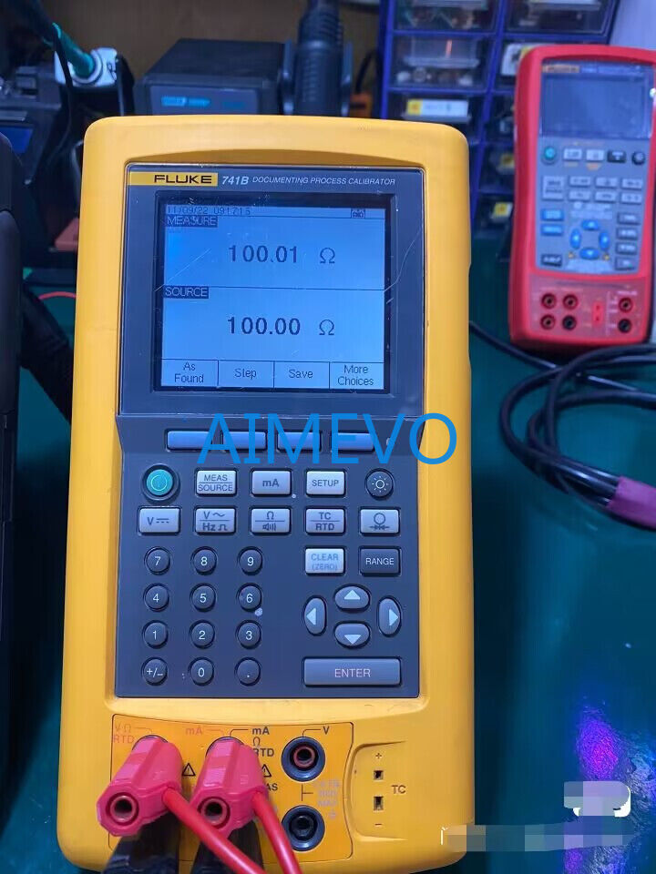 Fluke 741B Documenting Process Calibrator Excellent Conditions