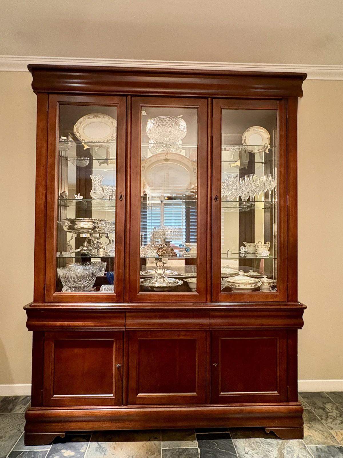 8 Piece Formal Dining Room Set Purchased From Ethan Allen and Broyhill Furniture
