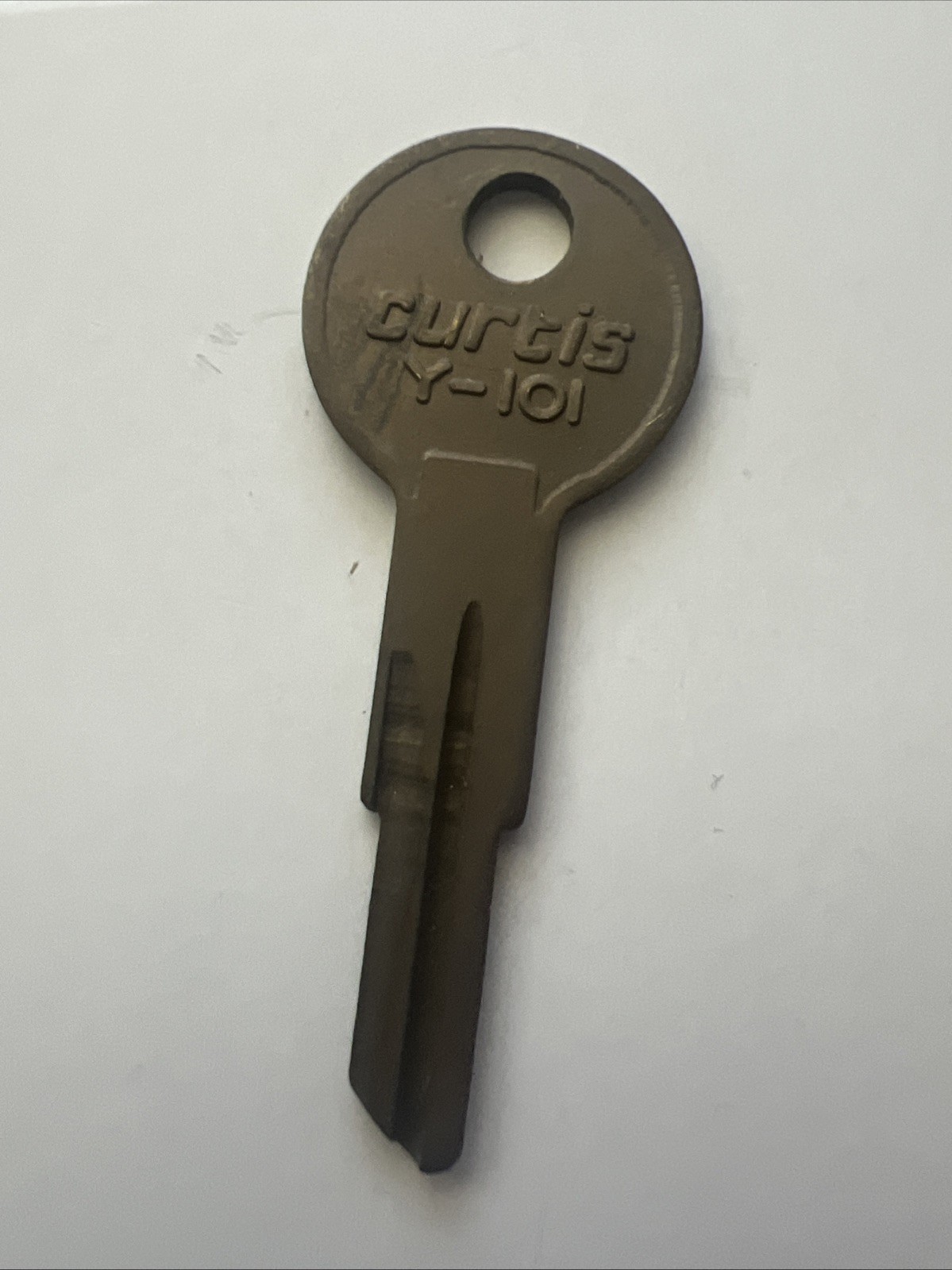 Curtis  Brand Y101  vintage key blanks  Y-101