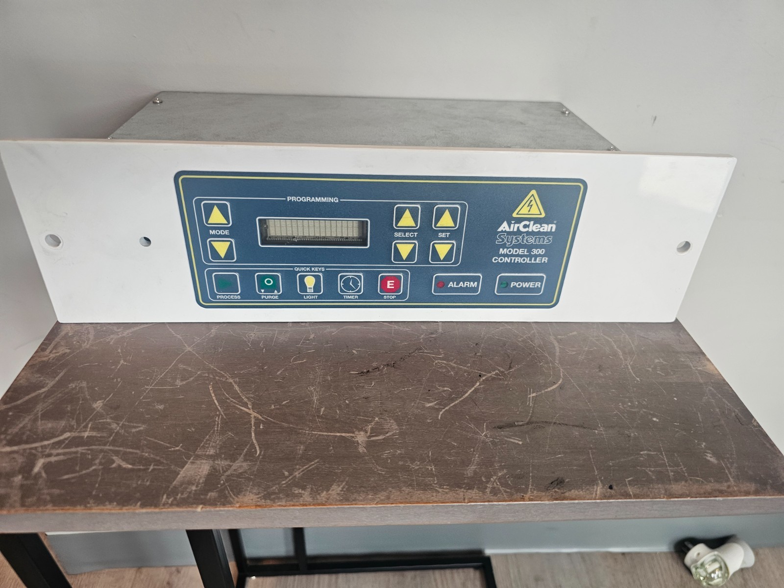 AirClean Systems Model 300 Controller for AC2000 600 PCR Workstation **AS-IS**
