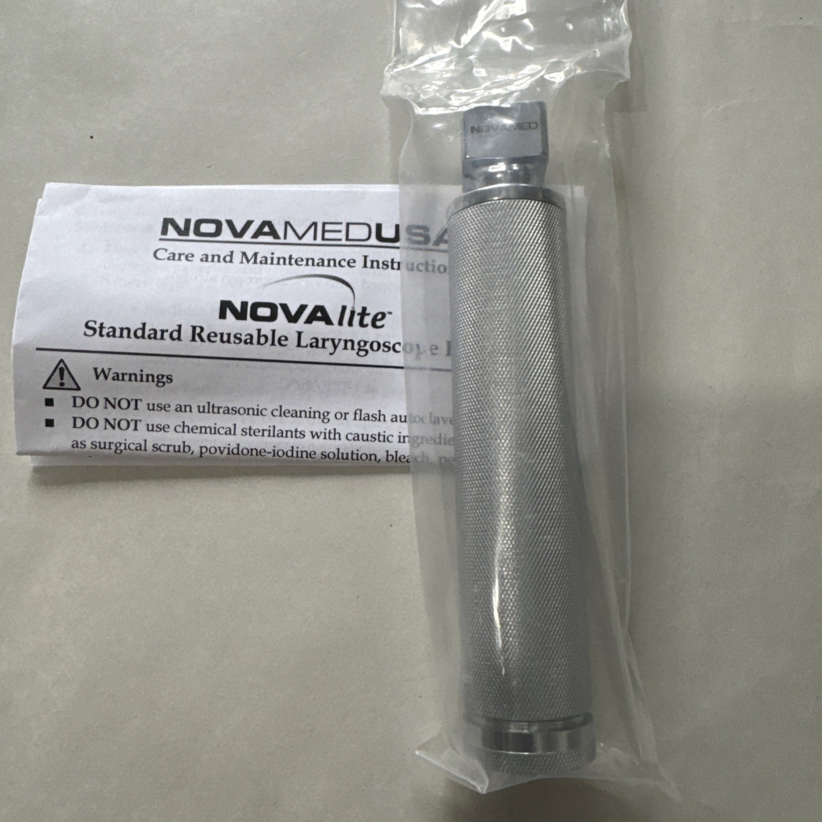 NovaMed 14-600S-01 Novalite Reusable Medium Laryngoscope Handle