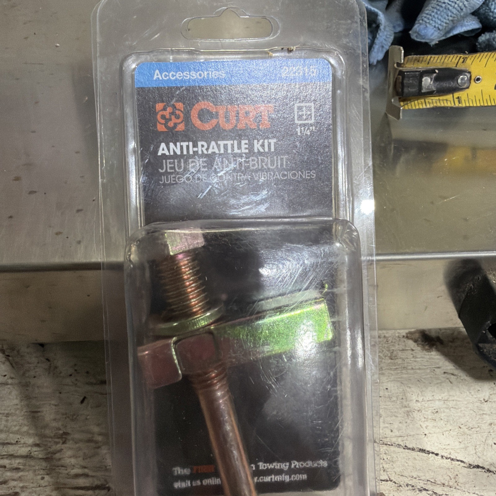 CURT 22315 Anti-Rattle Kit (Fits 1-1/4" Receiver)