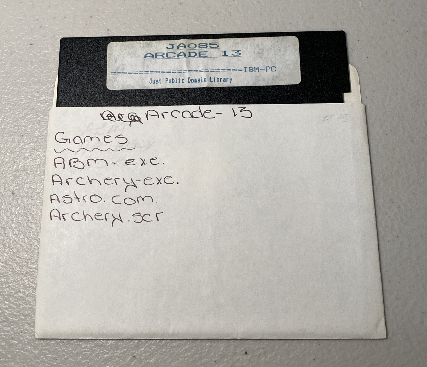 JA085 ARCADE 13 IBM-PC Just Public Domain Library 5.25”
