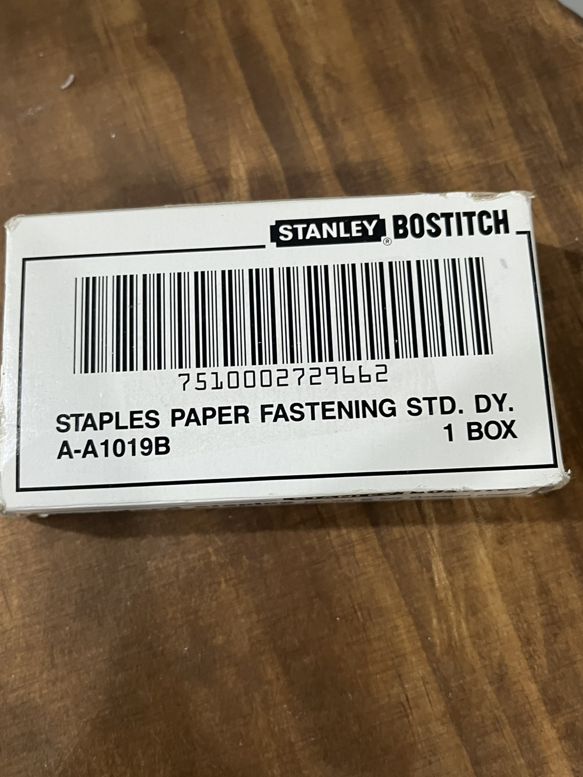 Box of 5000 Stanley Bostitch Chisel Point Staples cat no: SBSGOVT A-A-1019B