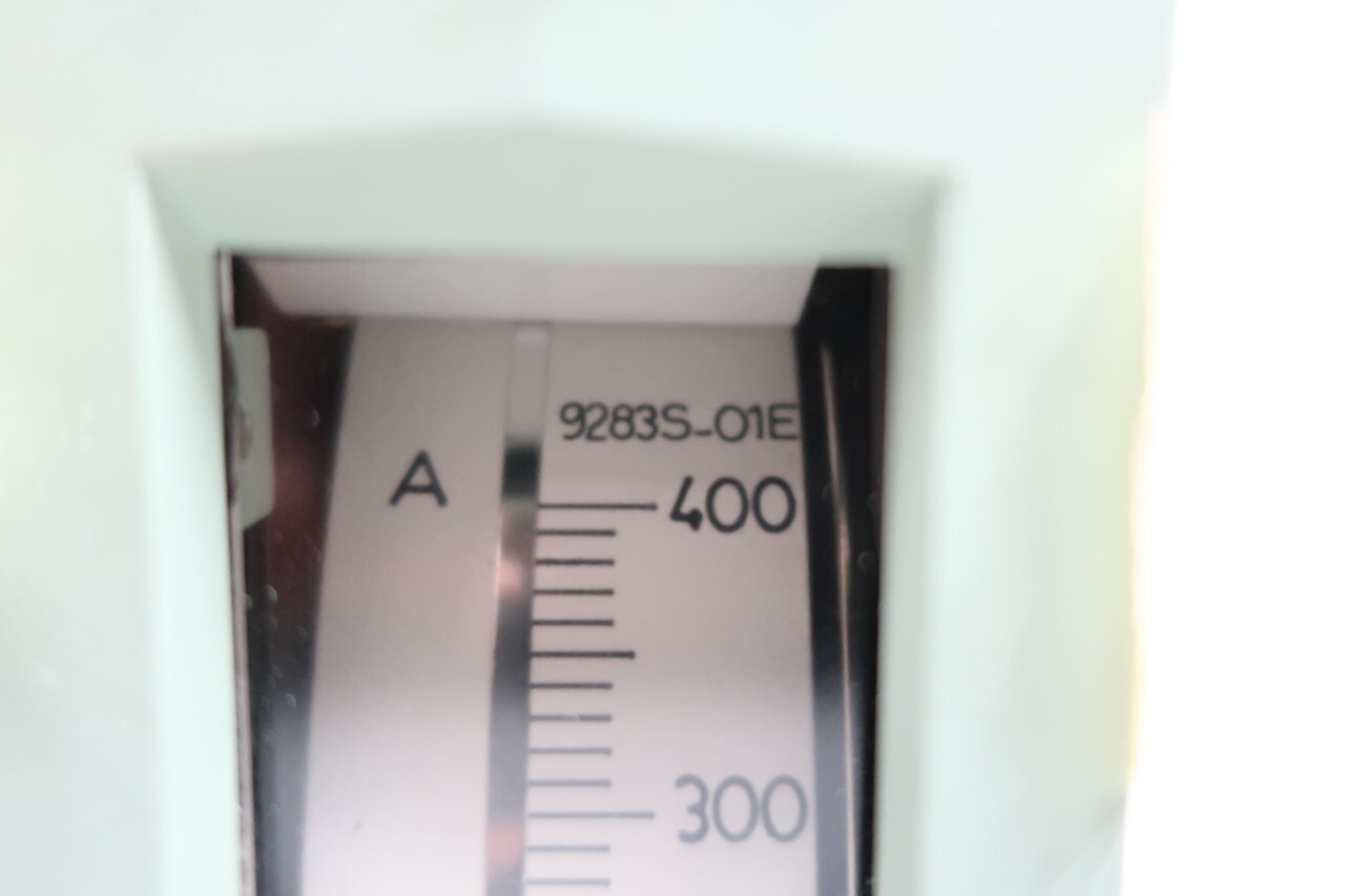 Versatile 9283S-O1E Panel Meter 0-400a