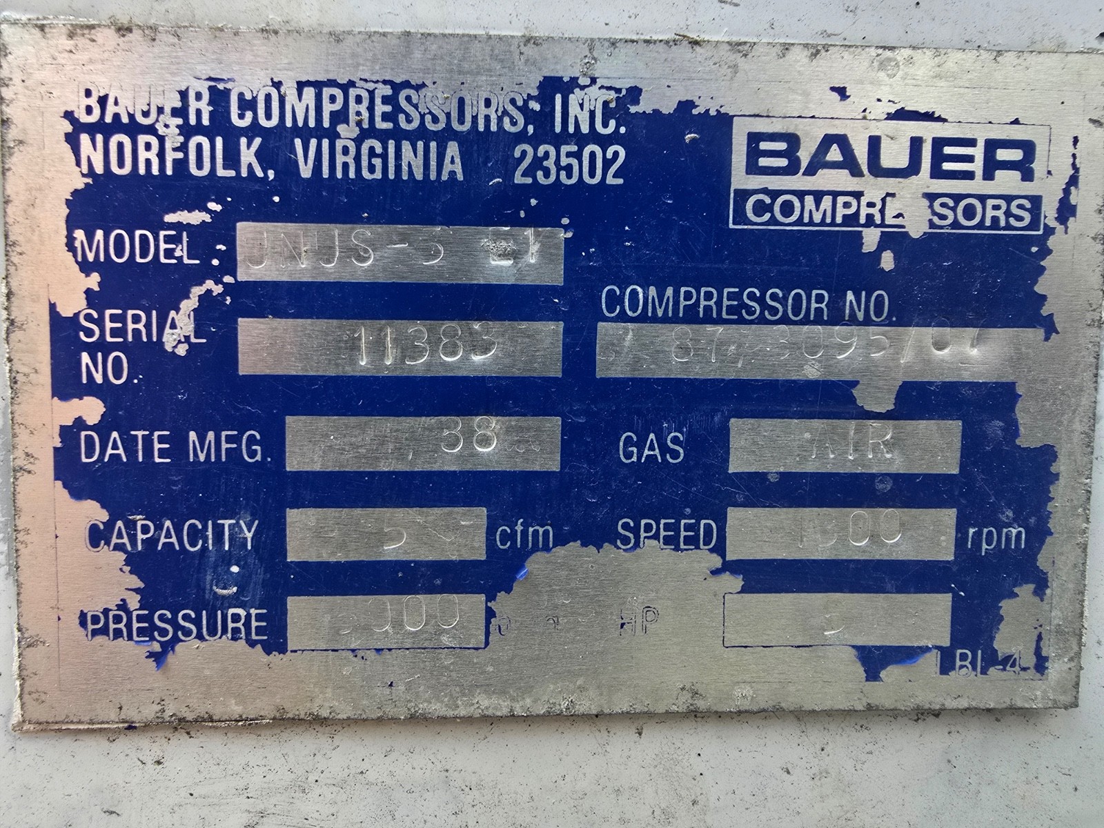 Bauer Compressor SCBA 3 STAGE UNUS-3 896 HOURS