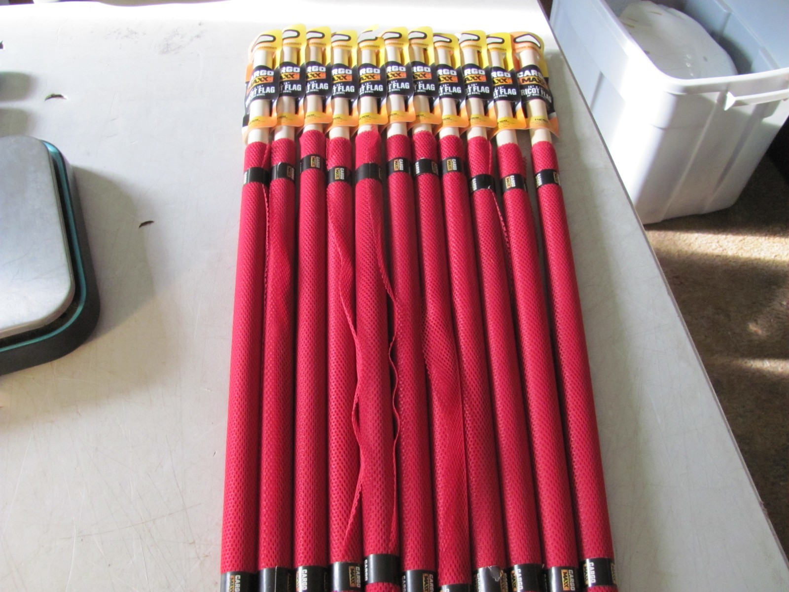 11- Safety Cargo Flags 18"x18" 24" Dowel. Red Mesh. 122-10004 Lynco