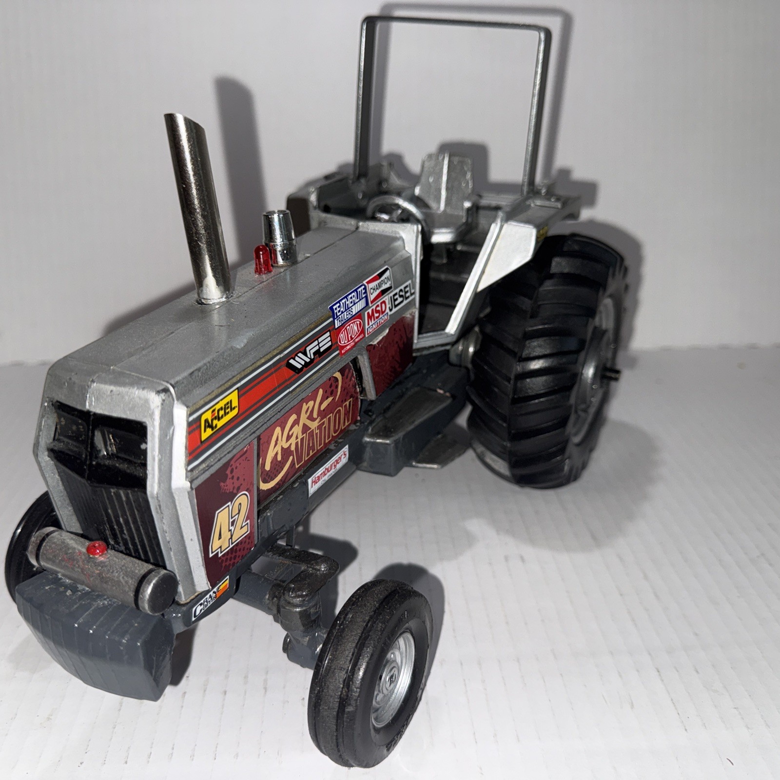 WHITE 185 FIELD BOSS PULLING PULLER TOY TRACTOR 1/16 Scale