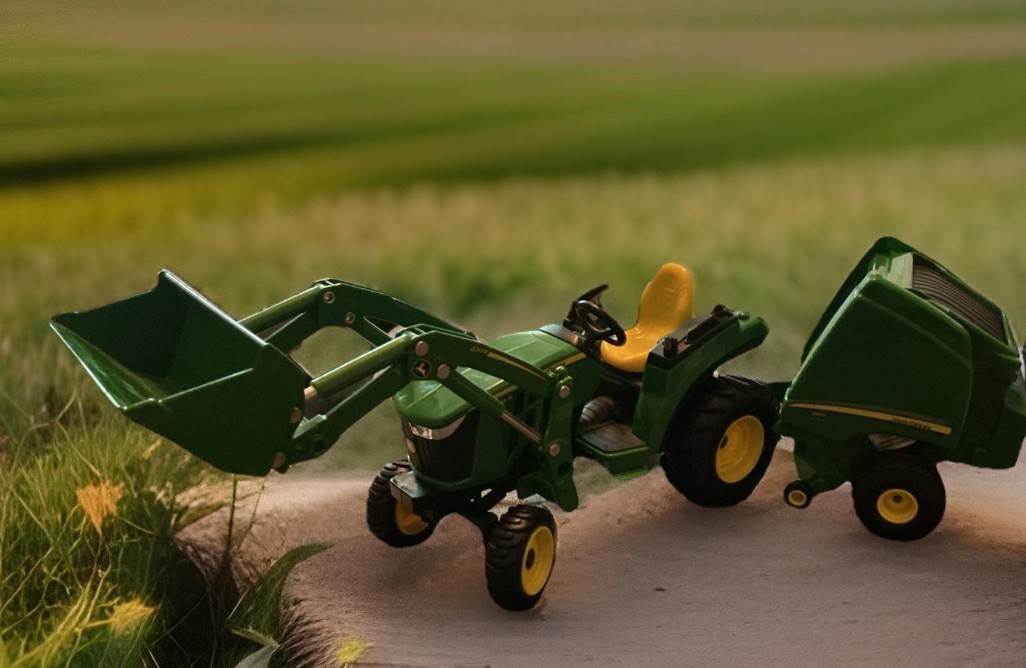 ERTL 1/16 John Deere 2038R Tractor With ROPS And Loader 45676 Plus Baler EUC