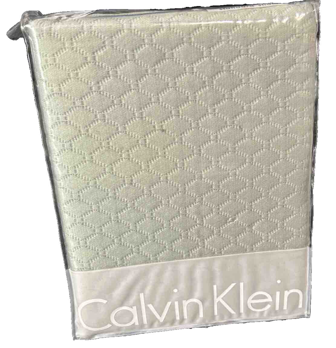 Oval Bands Lichen Sham, Standard