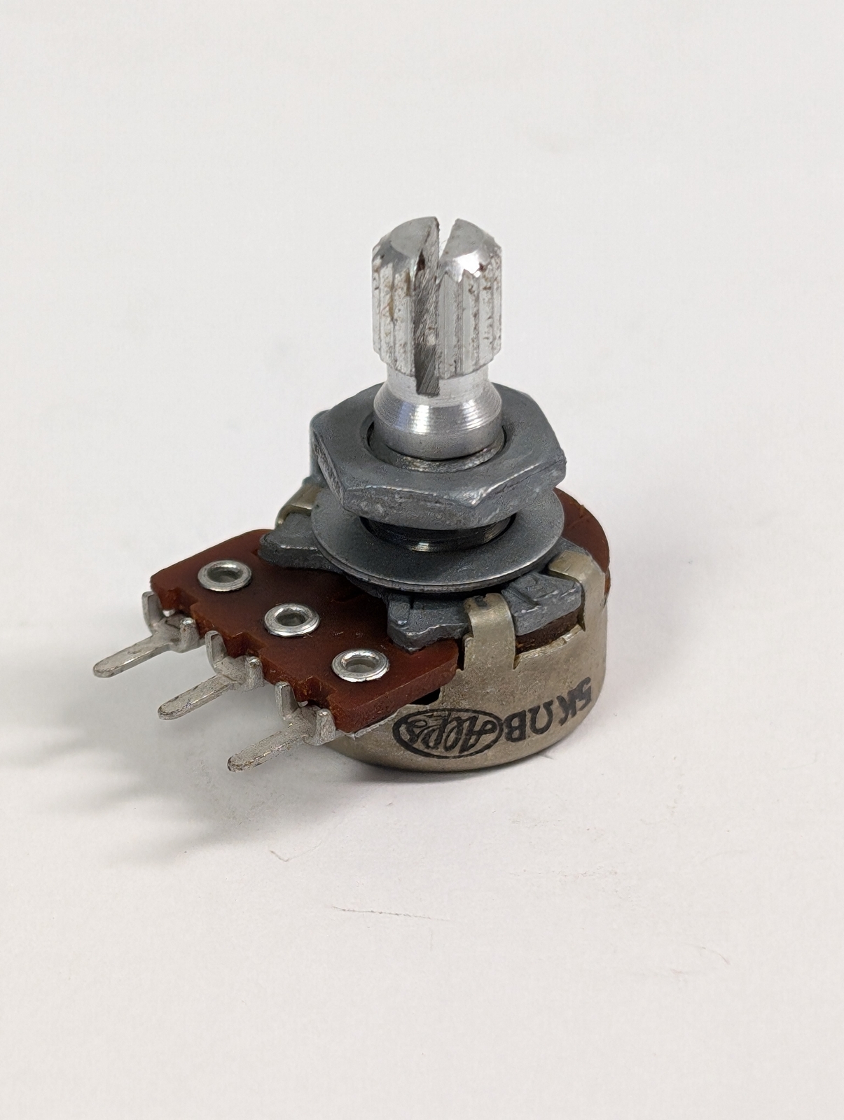 ALPS 5K OHM POTENTIOMETER w/CENTER STOP POSITION