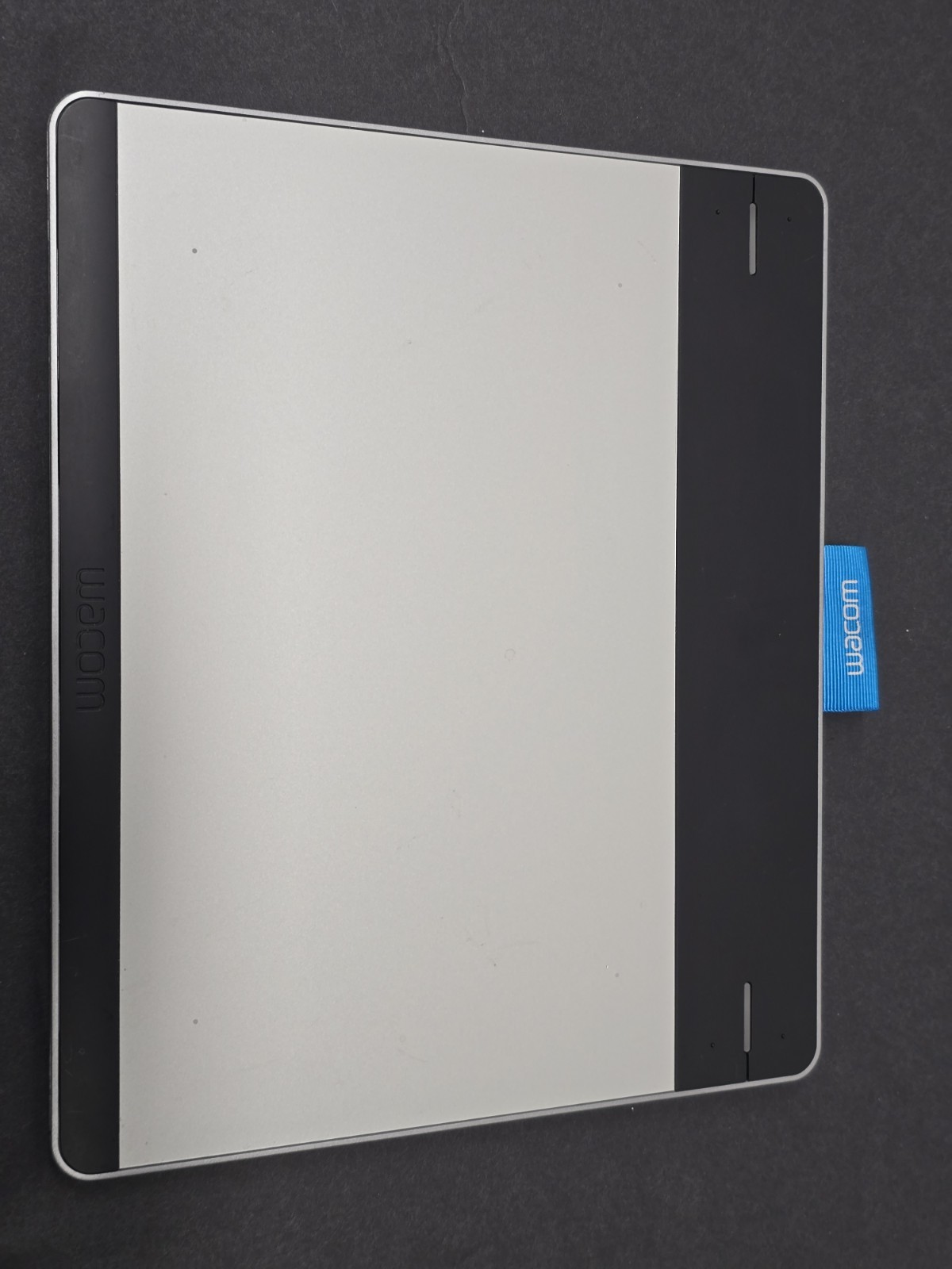 WACOM Intuos CTL-480 Small Creative Pen Tablet Digital Drawing Tablet