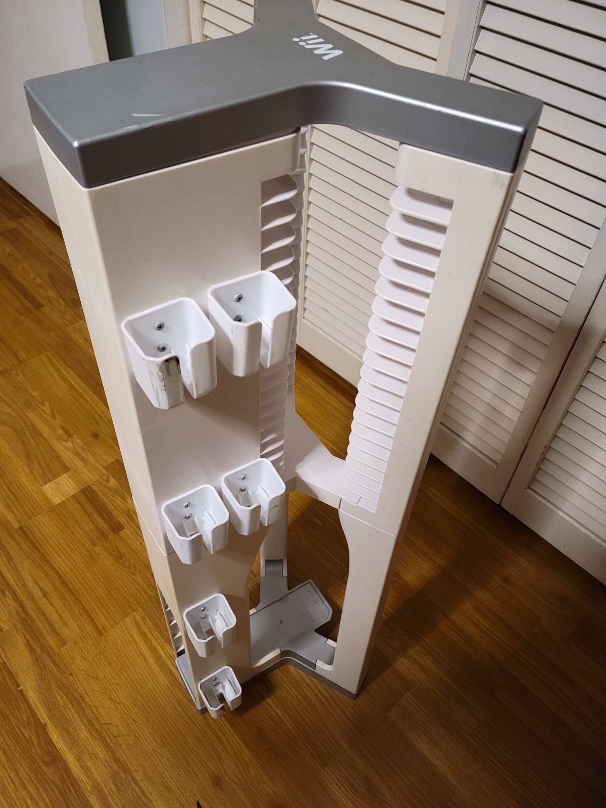 Nintendo Wii Storage Tower Rack Stand Game Console Game Display LEVEL UP RARE