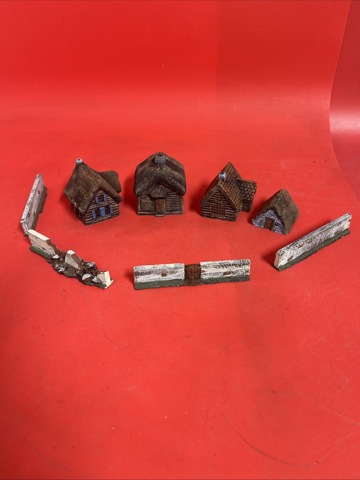 Miniature Resin Village Houses & Fences Set – Wargame Terrain.    #9