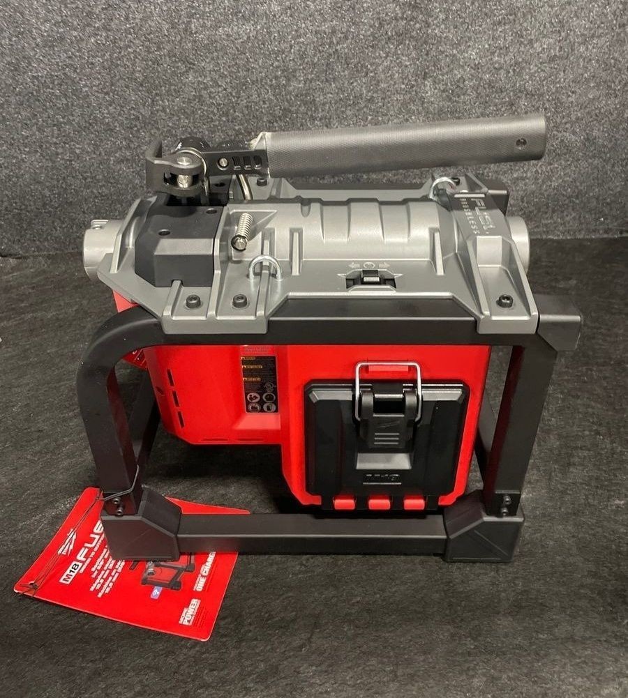 MILWAUKEE 2818-21 M18 FUEL Sectional Machine for 5/8 Inch & 7/8 Inch Cable*