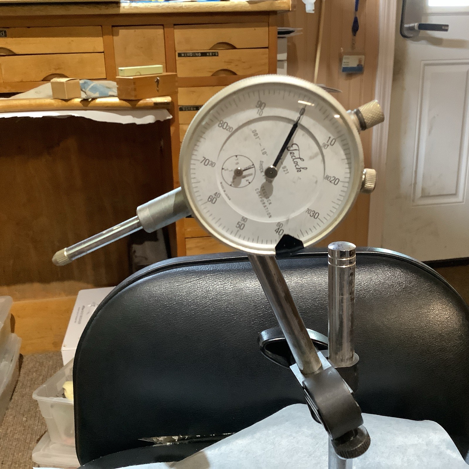 Kanetsu MB-BV Magnetic Base W/Gauge