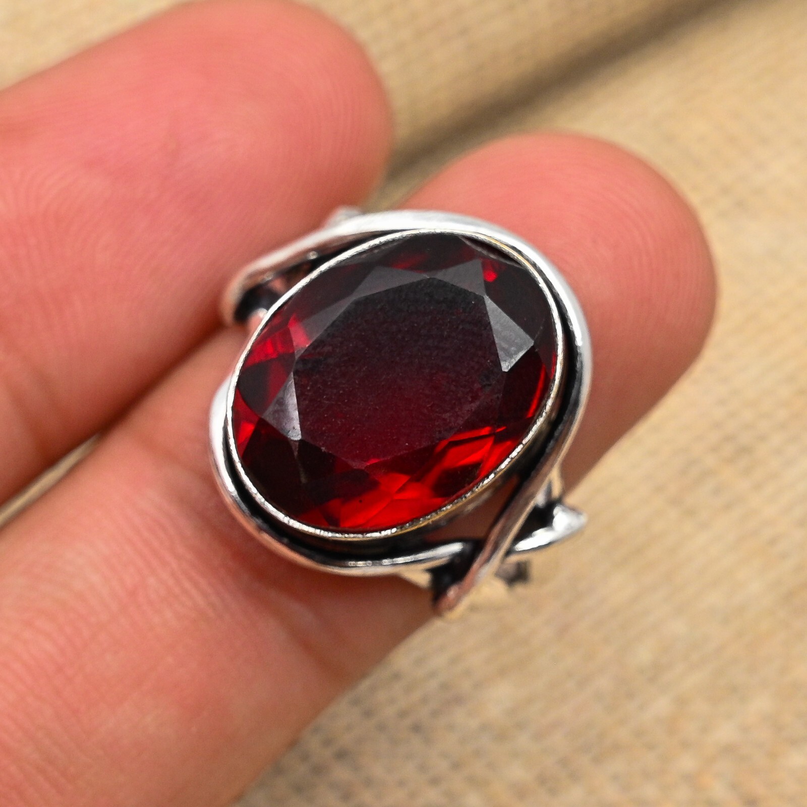 Red Garnet Gemstone Handmade 925 Sterling Silver Beautiful Jewelry Ring