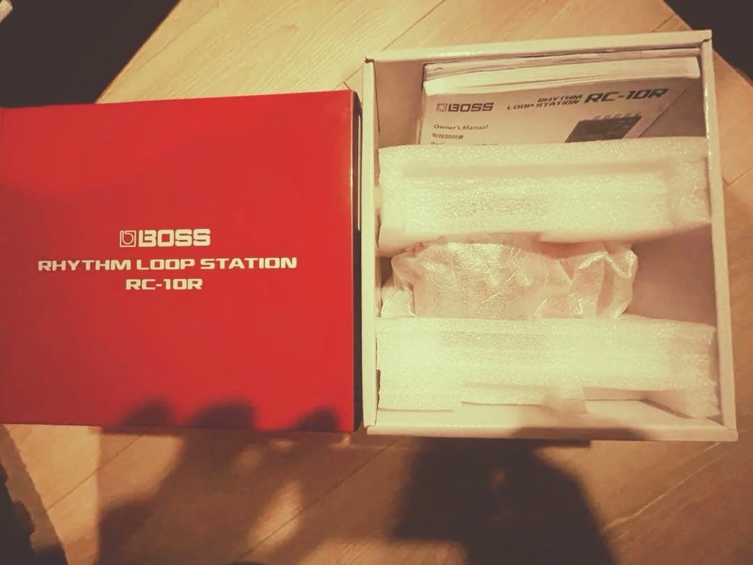 BOSS RC-10R Rhythm Loop Station with Box and Manual