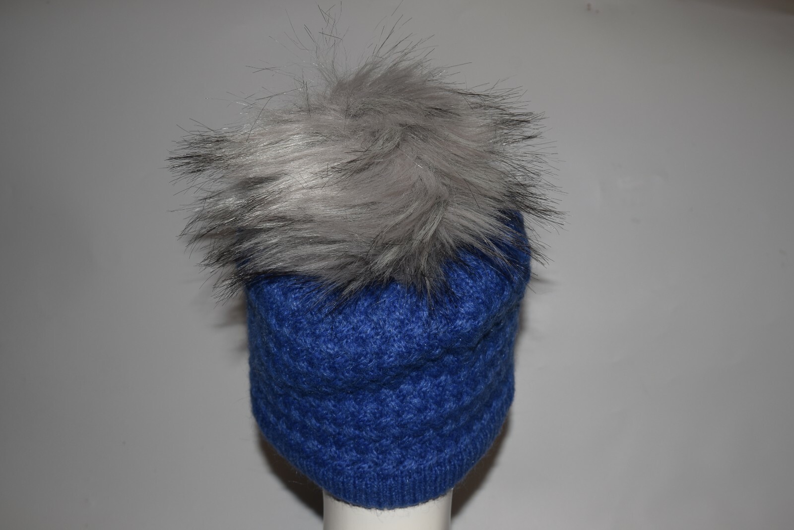 New Spyder Women Icicle Fleece Lining Hat Pom Knit Beanie Cap Sport Ski One Size