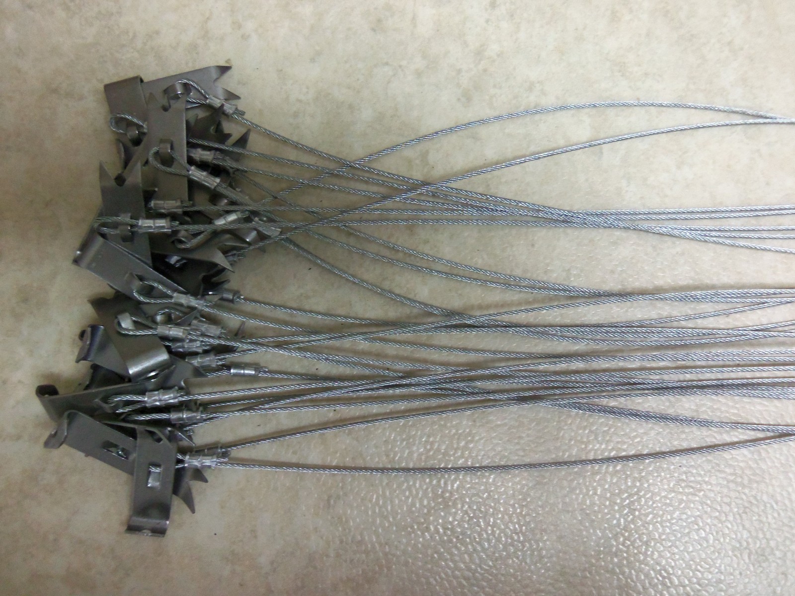 60 Standard Berkshire Stakes W/ 18"  3/32nd Cable (5 Dozen) Anchors Trapping