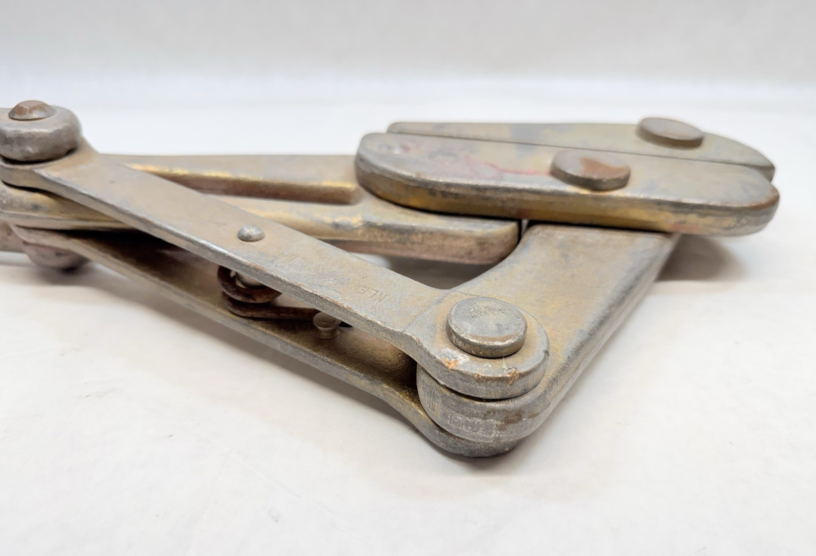 Klein Tools 1628-16 Chicago Grip Cable Puller, 0.31" to 0.62"