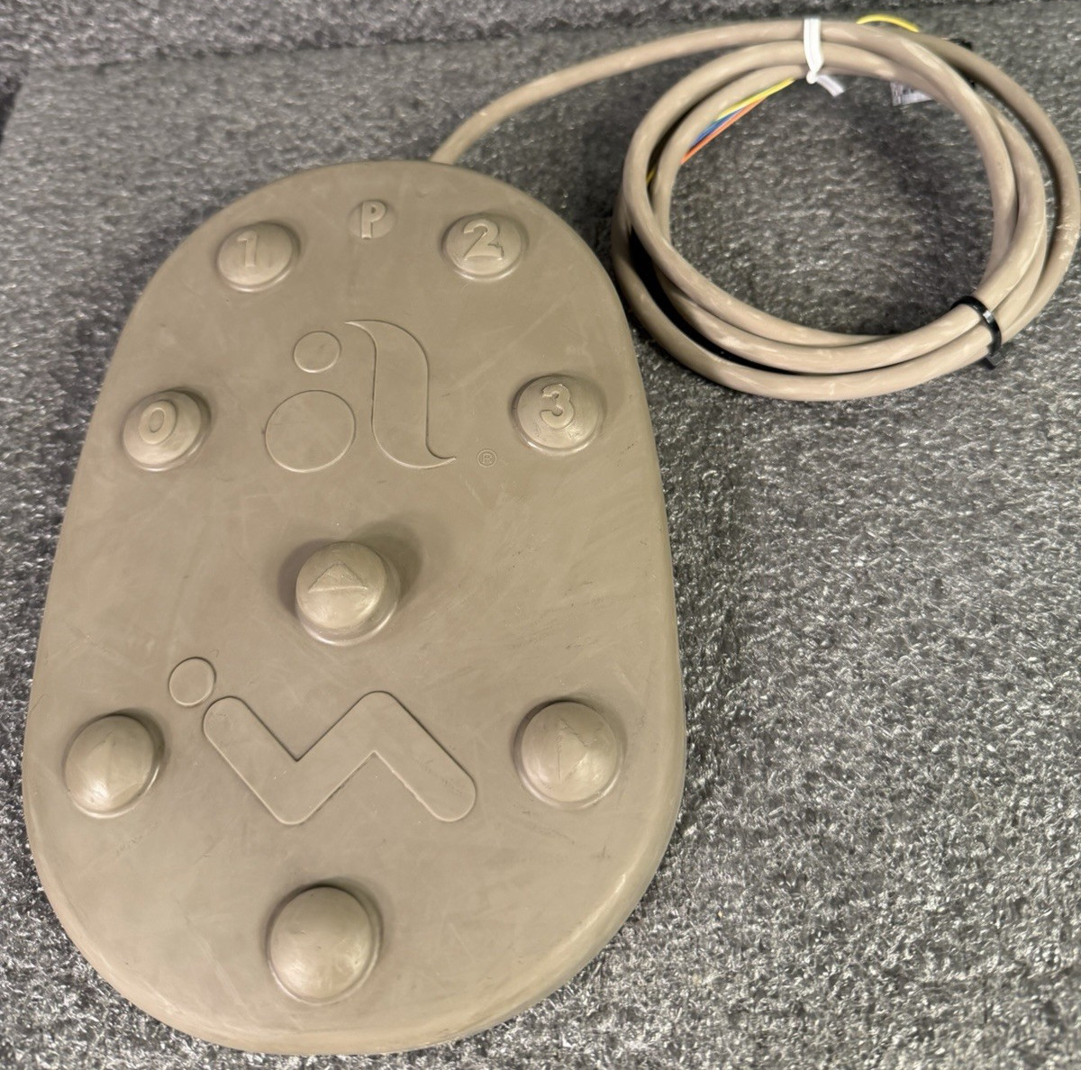 Adec Cascade 1040 1021 Replacement Foot Pedal Chair Control 8-Pin REF 61-3040-00