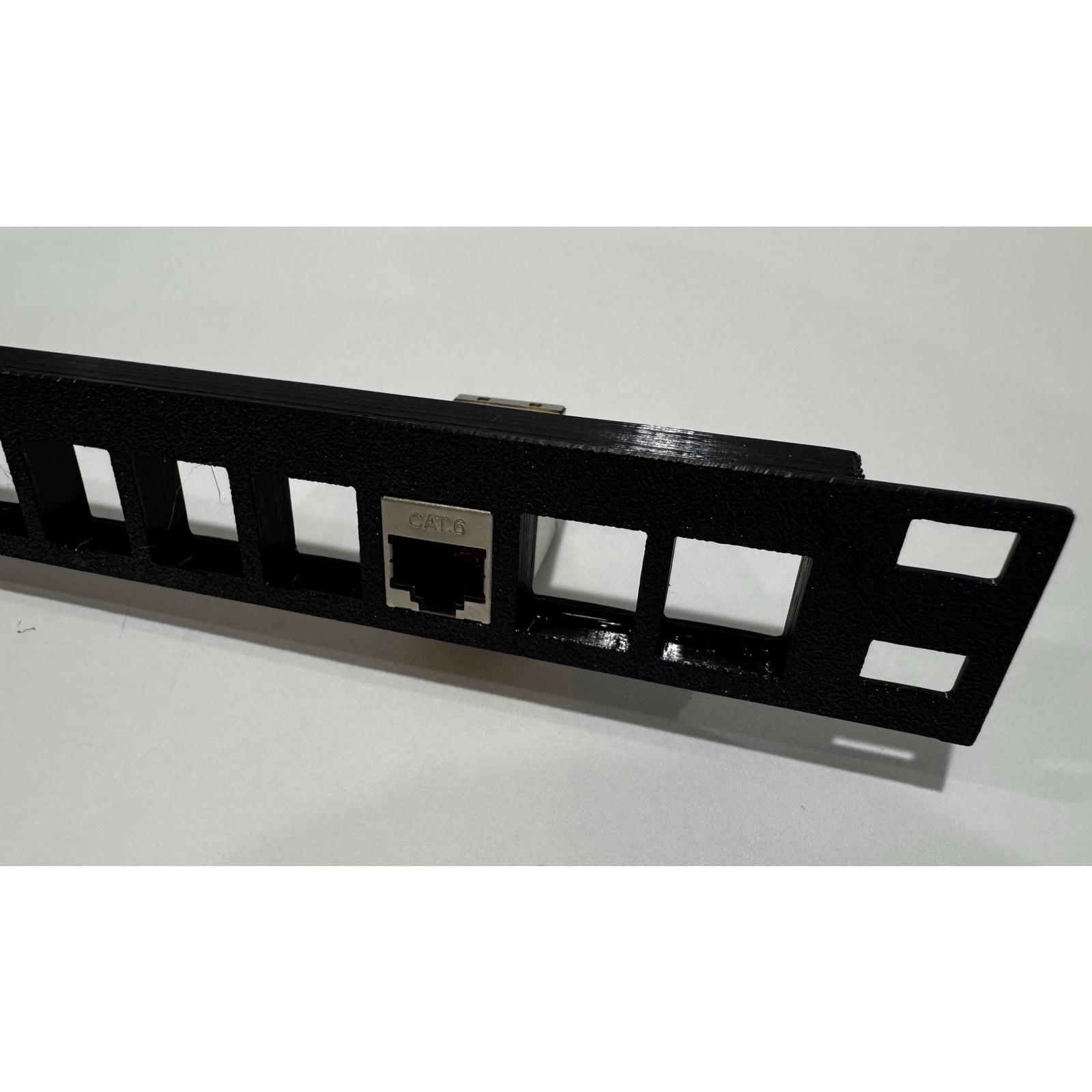 10" Network rack plate for keystone jacks