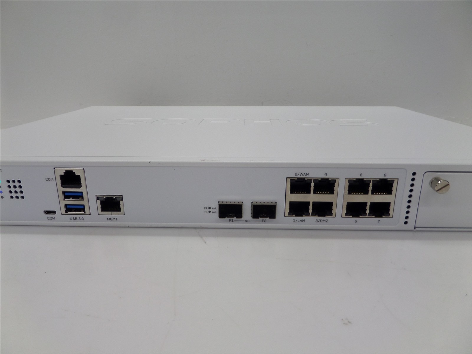 Sophos XGS 2100 Network Security Firewall Appliance