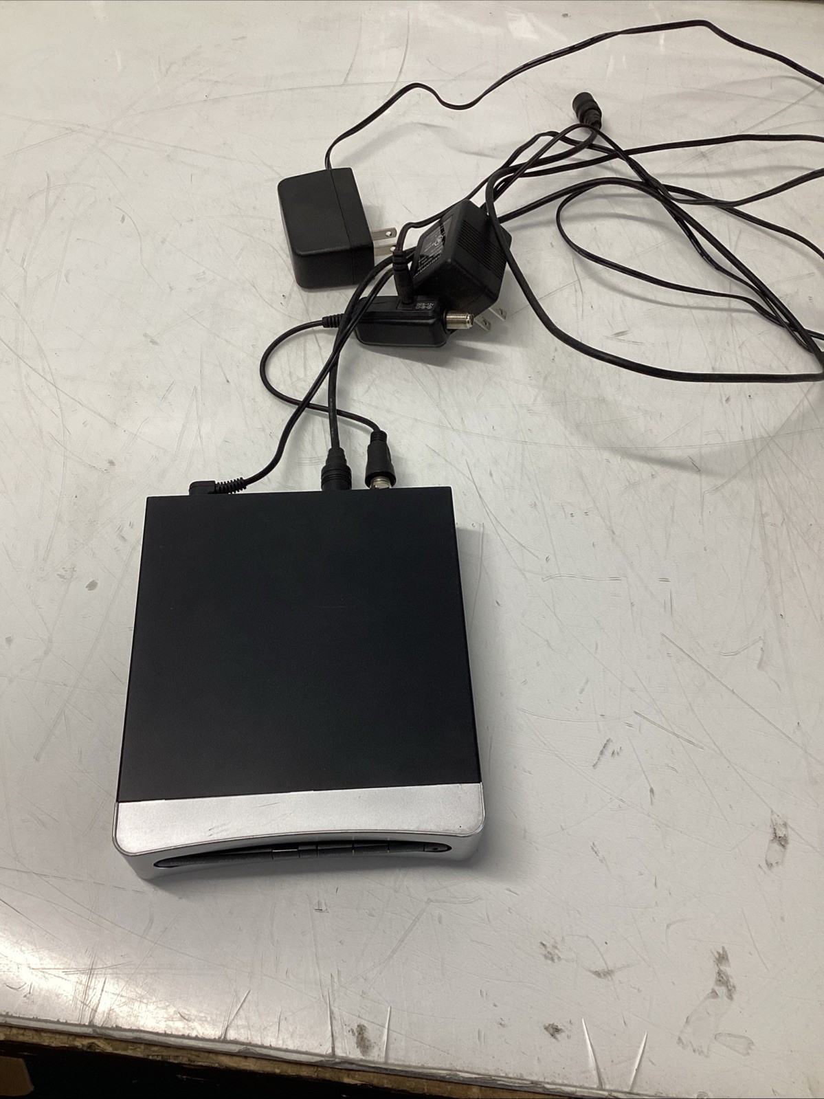 Analog Pass-Through Dolby Digital STB7766G1 with Power Cord-NO REMOTE T-317