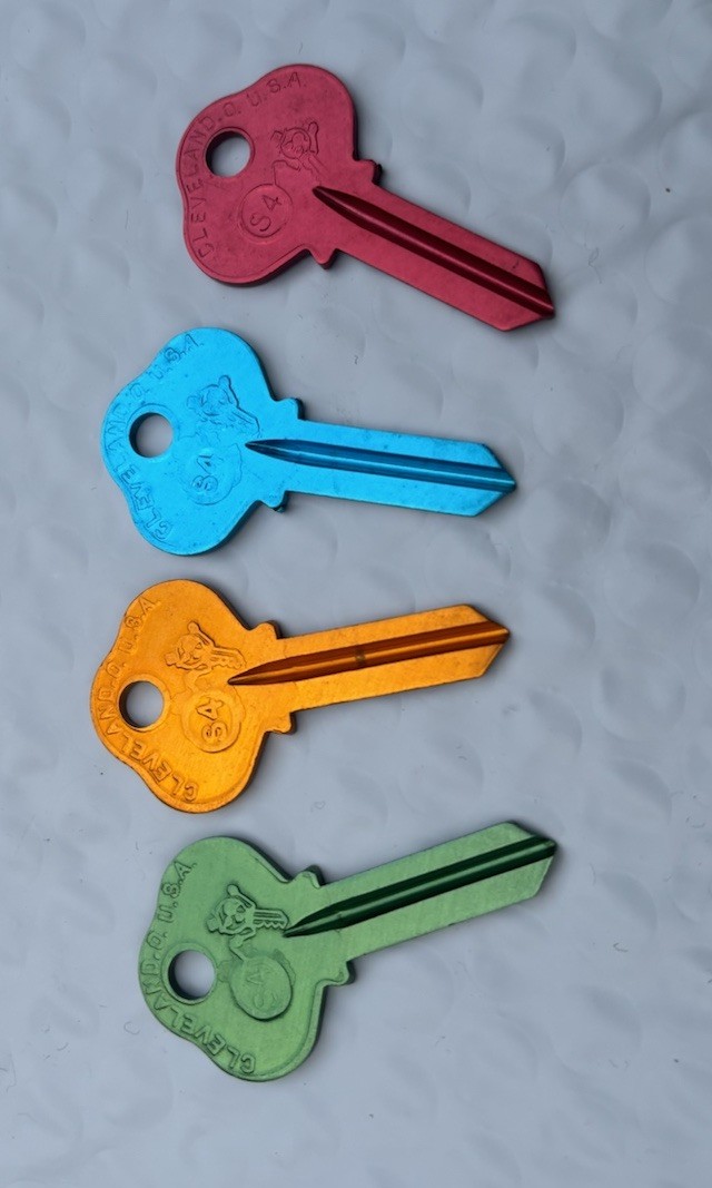 Cole  National  key blanks, S4 , locksmith, S-4       Set of 4