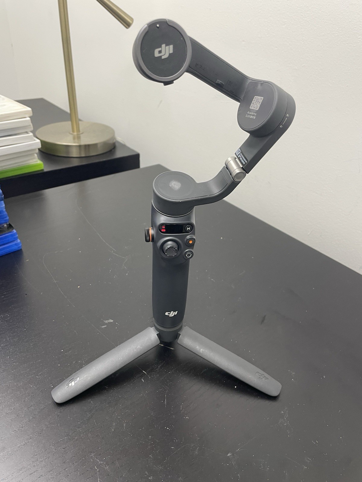 DJI Osmo Mobile 6 Smartphone Gimbal Stabilizer w/ Tripod, Gimbal Head