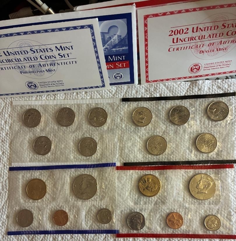 2002 Uncirculated Mint Set OGP COA. Coins Pictured Will Be Shipped