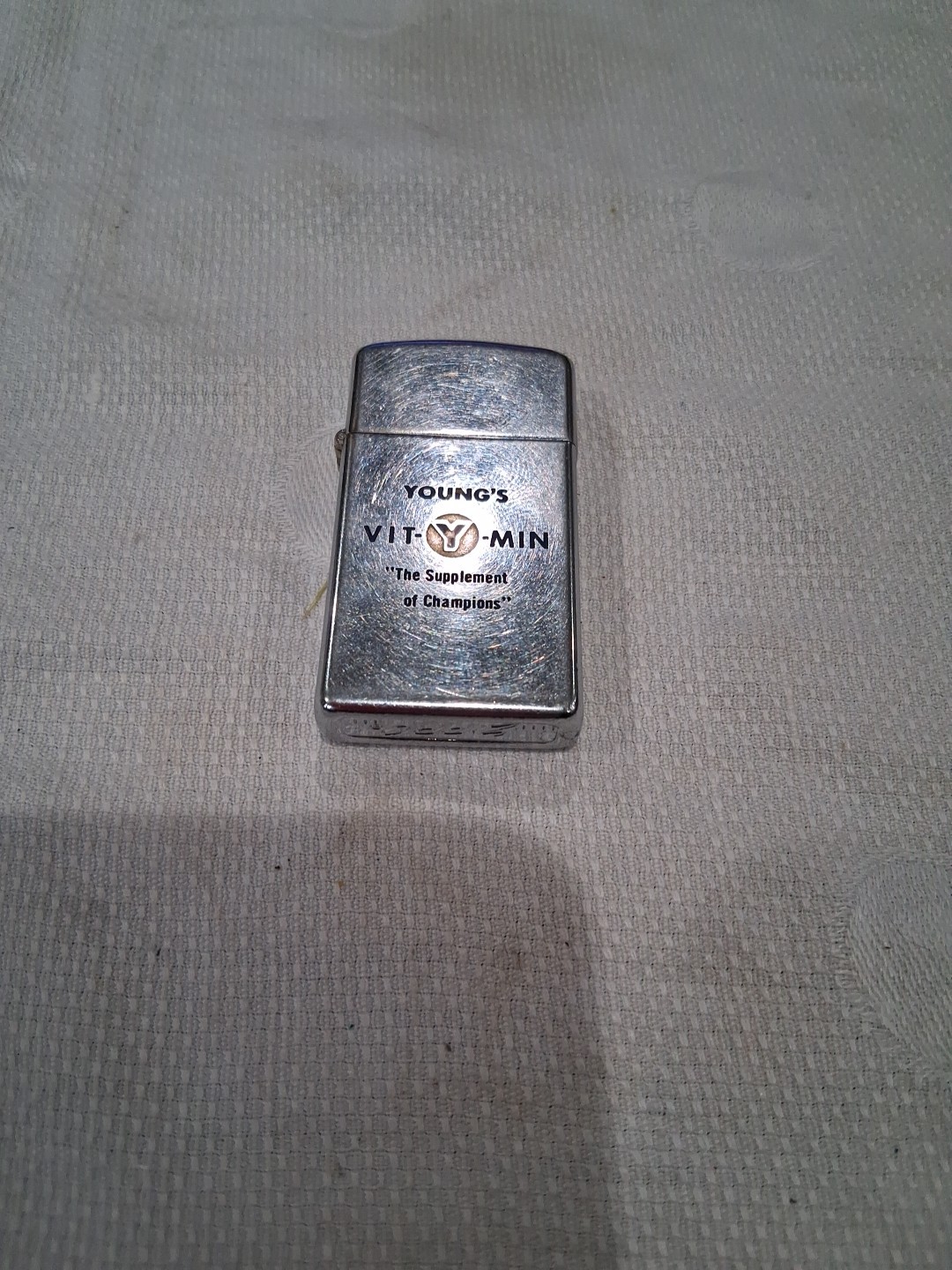 Youngs VIT Y MIN Zippo