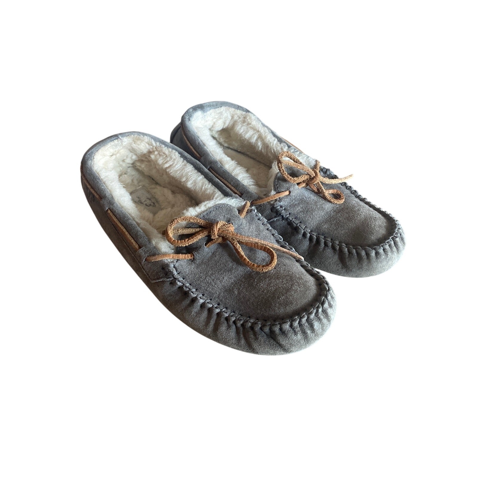 UGG Australia Dakota moccasin slippers women's size 7 gray suede cozy lounge