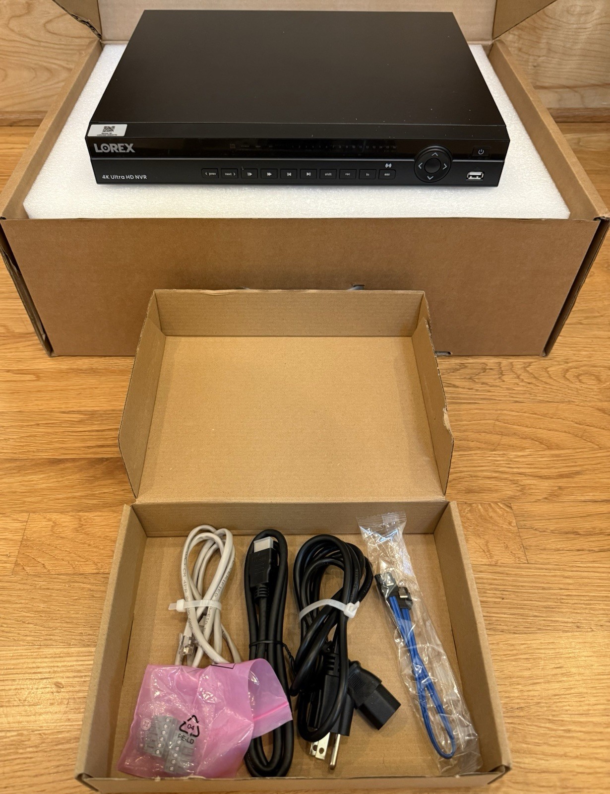 Lorex N883A64B NVR 16-Channel 4K Pro Series Network 4TB up to 2×10TB FAST!