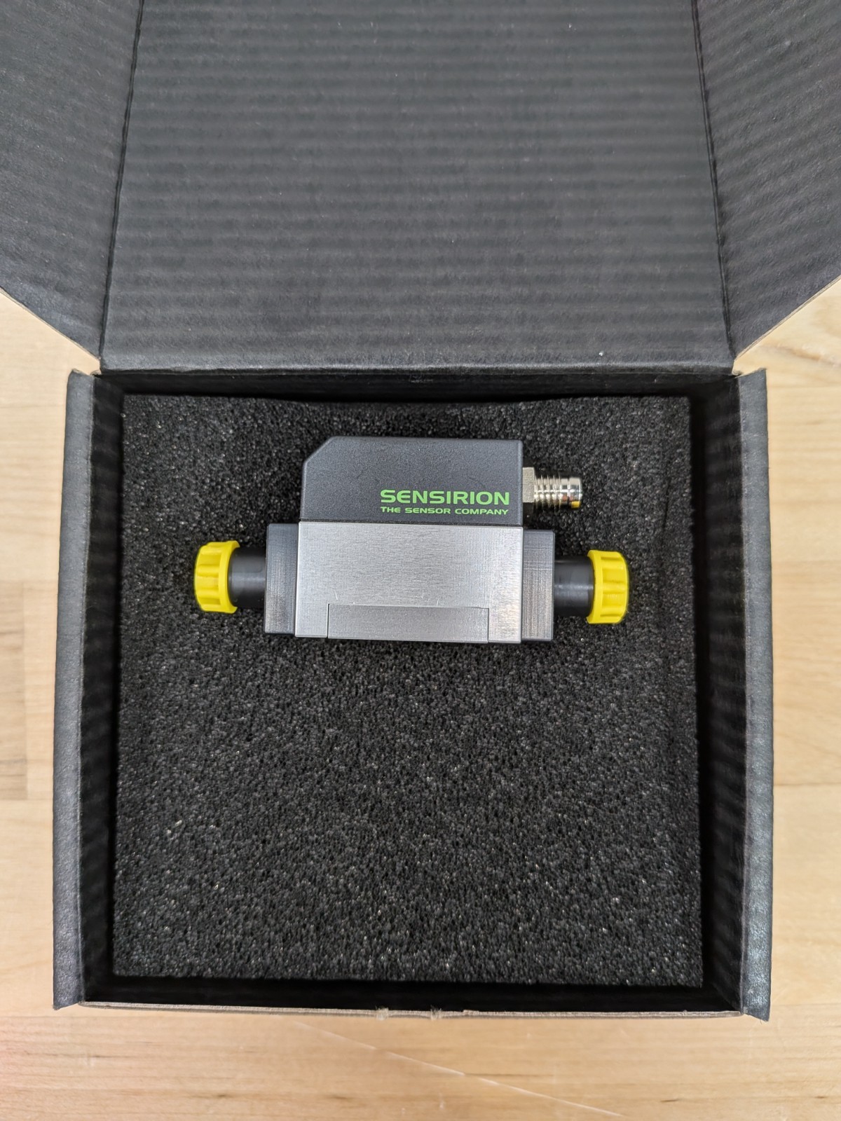 Sensirion SLS-1500 Liquid Flow Meter High Performance Laboratory Inert 40 ml/min