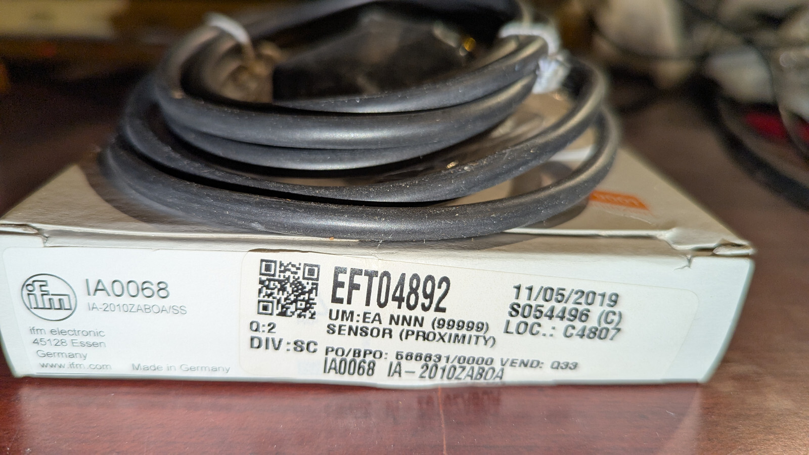 (1) IFM Efector Inductive Sensor IA0068 IA-2010ZABOA NIB