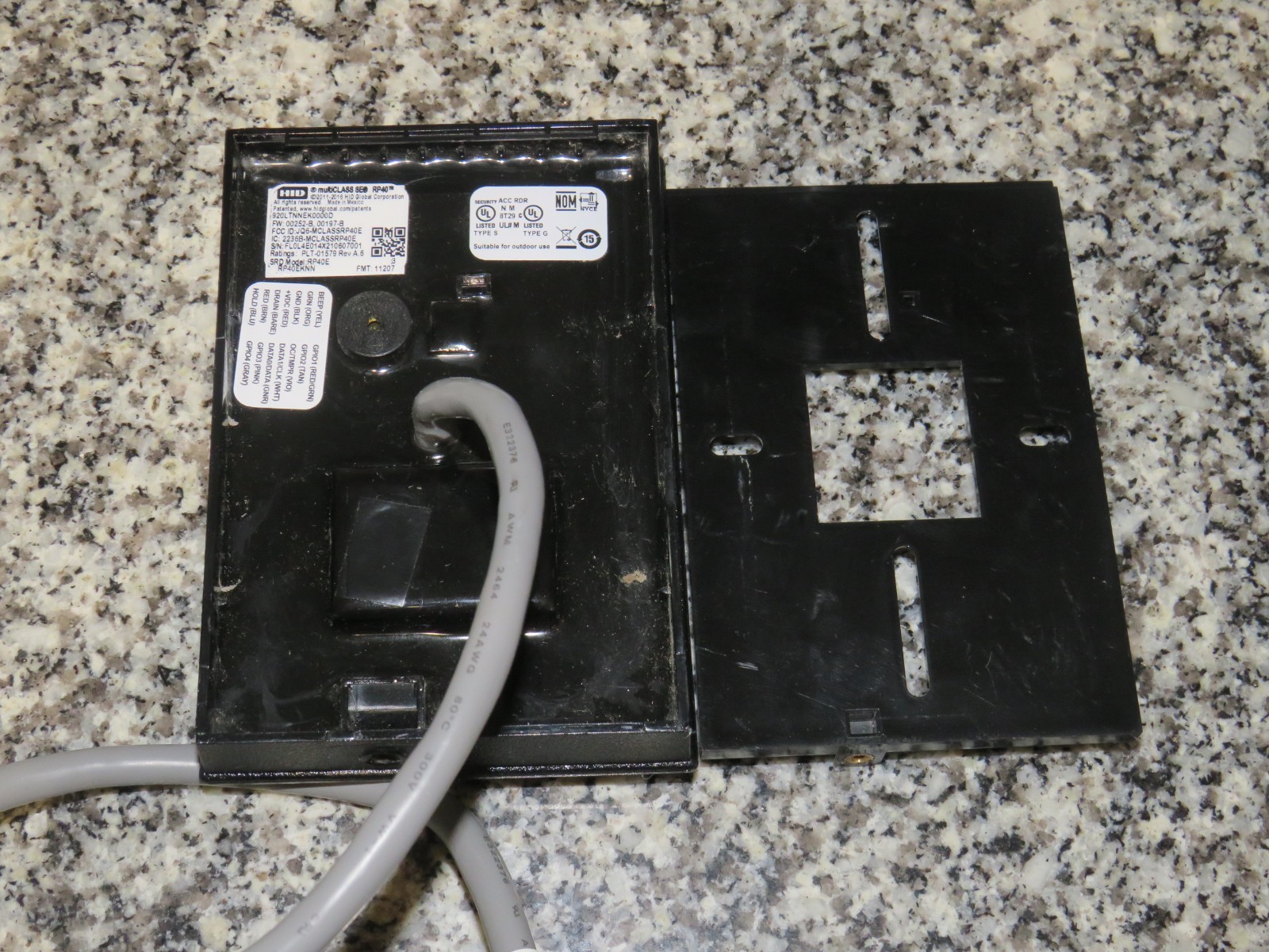 HID 920LTNNEK0000D MULTICLASS SE RP40 WALL SWITCH READER 100+AVAILABLE
