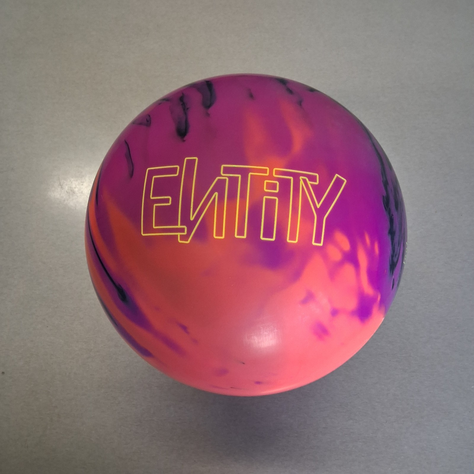 Ebonite Entity   BOWLING  ball  15 lb.   NEW IN BOX    #023