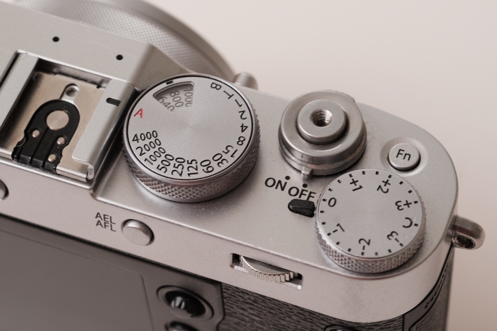 [Excellent] Fujifilm X100F 24.3MP Mirrorless Compact Digital Camera - Silver