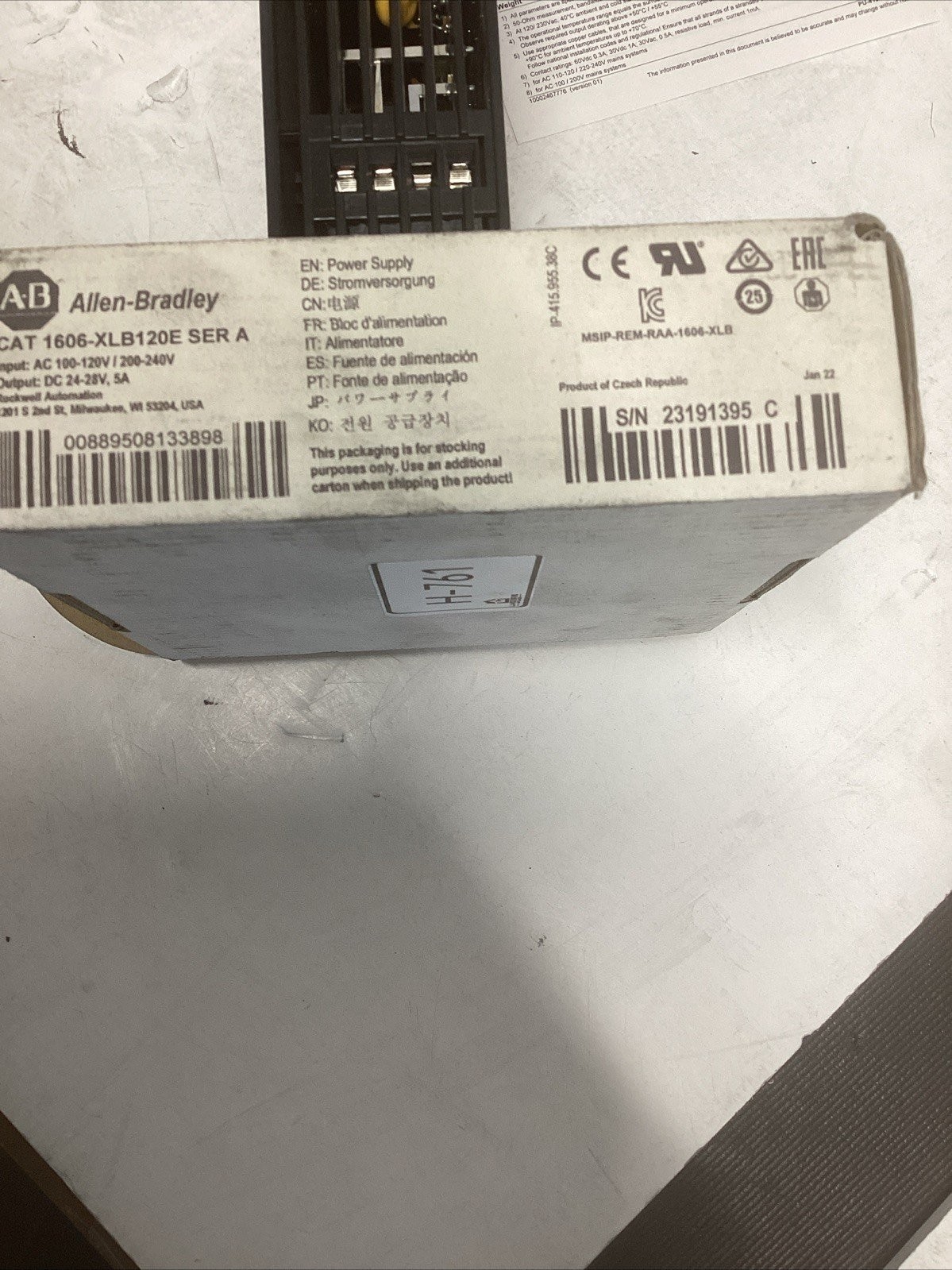 NEW Factory Sealed Allen-Bradley 1606-XLB120E Power Supply 1606XLB120E H761