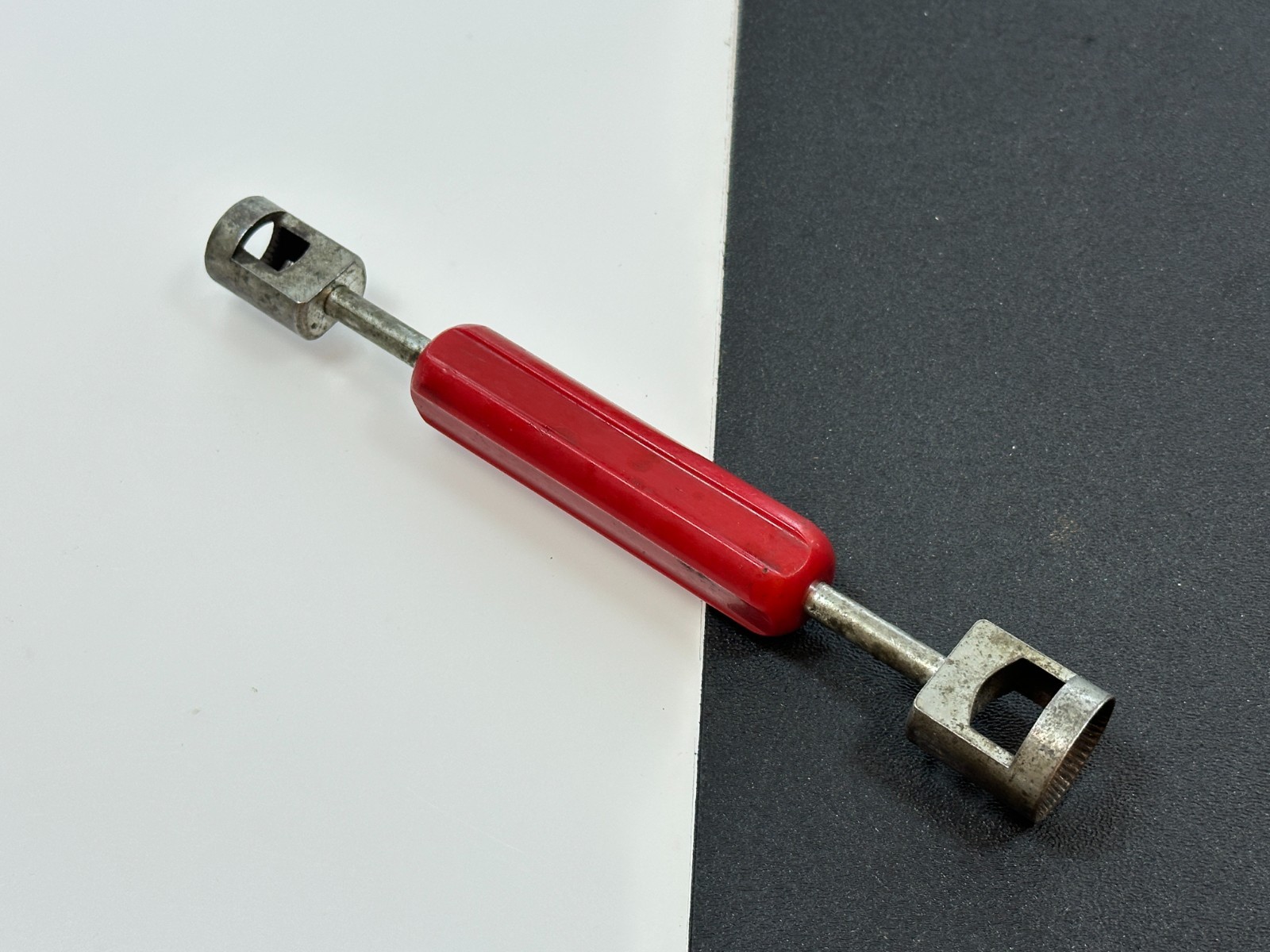 Matco Tools BC1314 Double-End Brake Spring Retainer Removal Installation Tool
