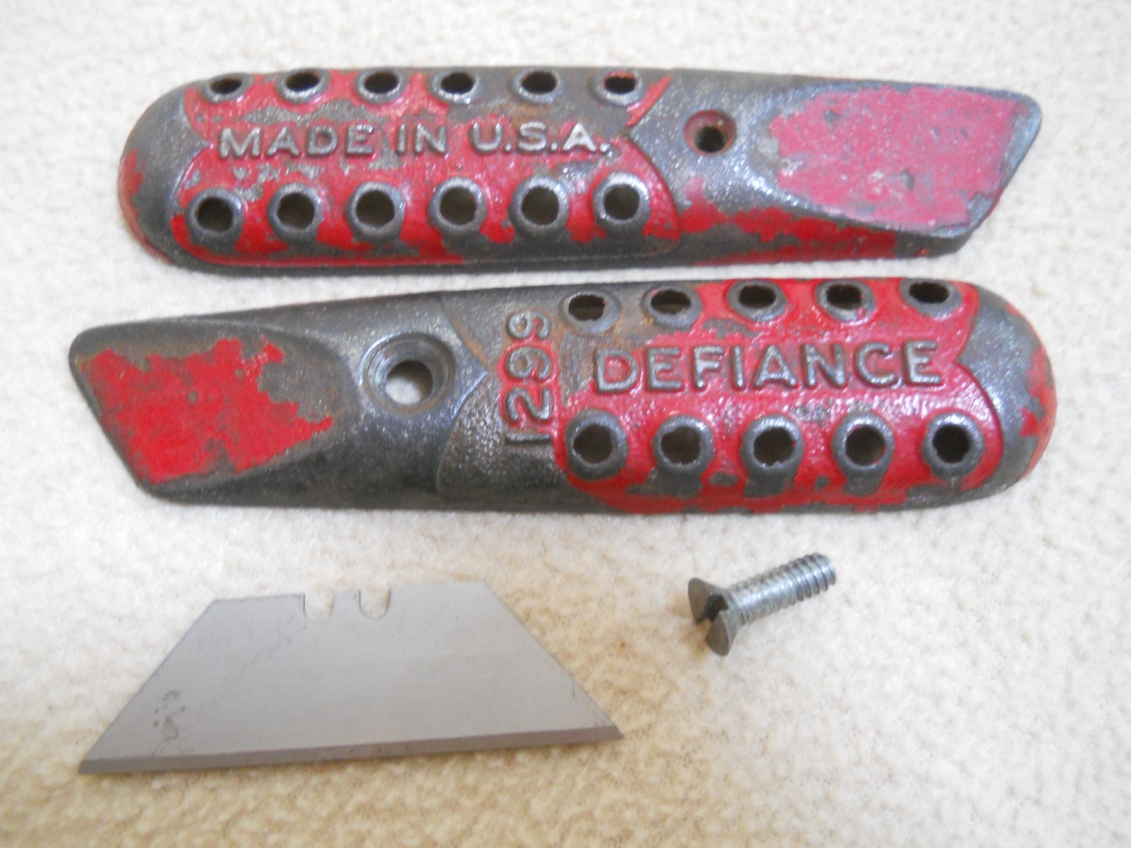 Vintage Defiance 1299 Box Cutter / Utility Knife