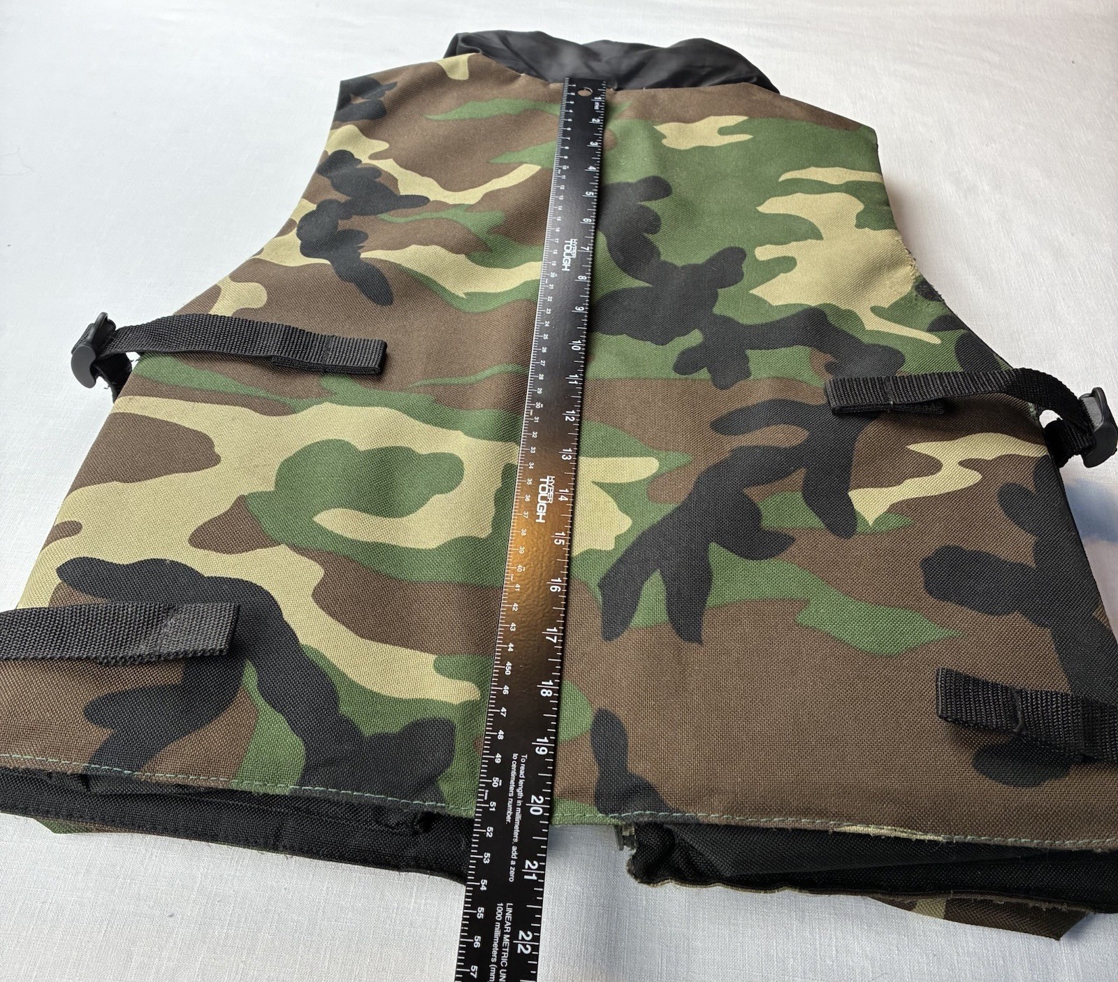 Tactical Perf Padded Reversible Camo/Black Vest Multi-Pockets Size Adjustable