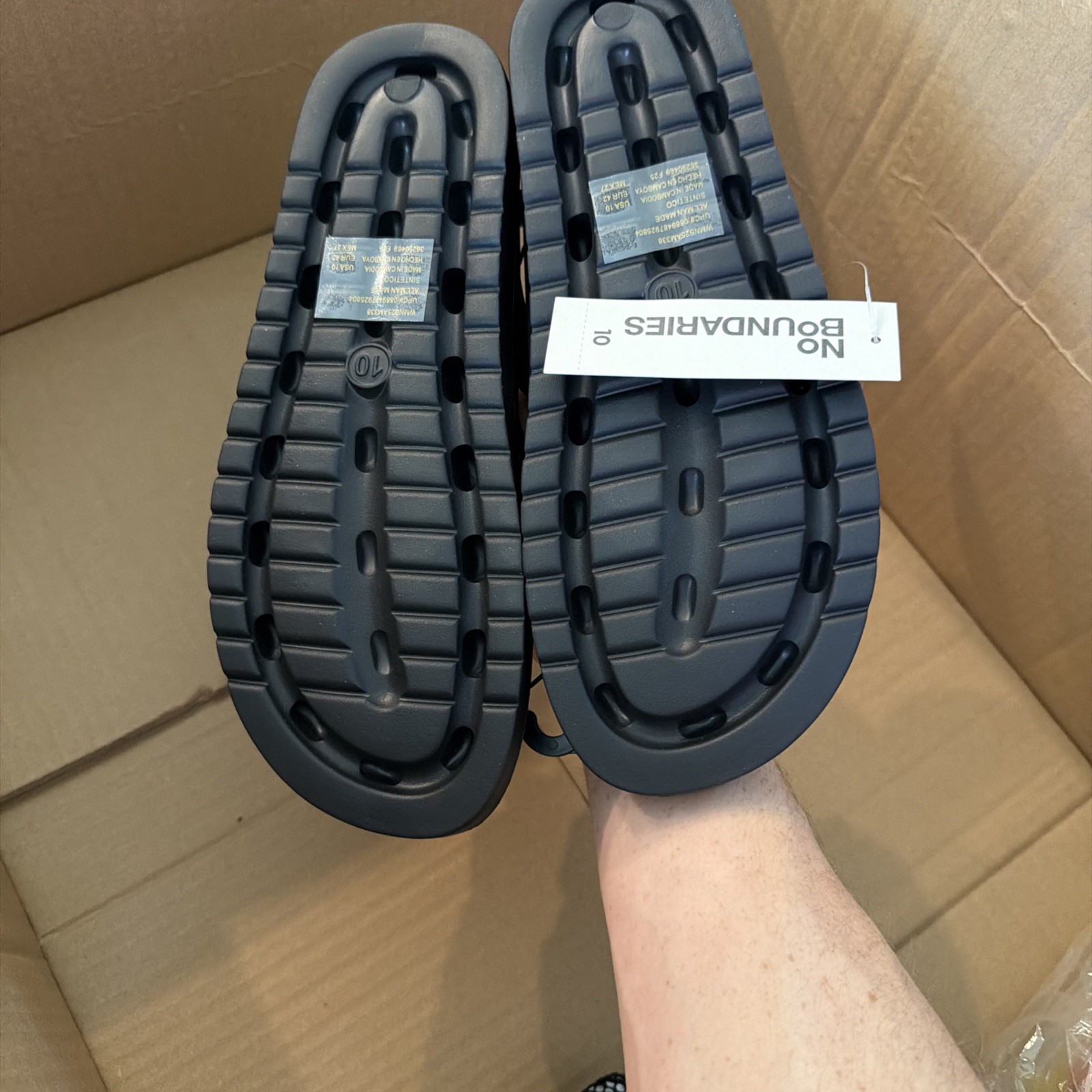 No Boundaries Womens Geo Slide Sandals