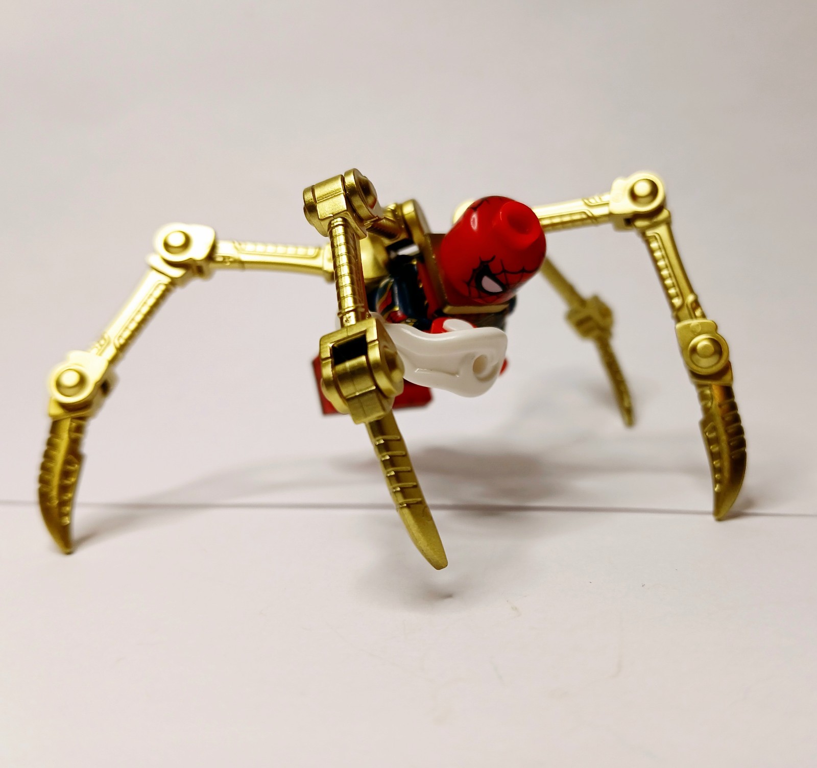 Iron Spider-man Minifig