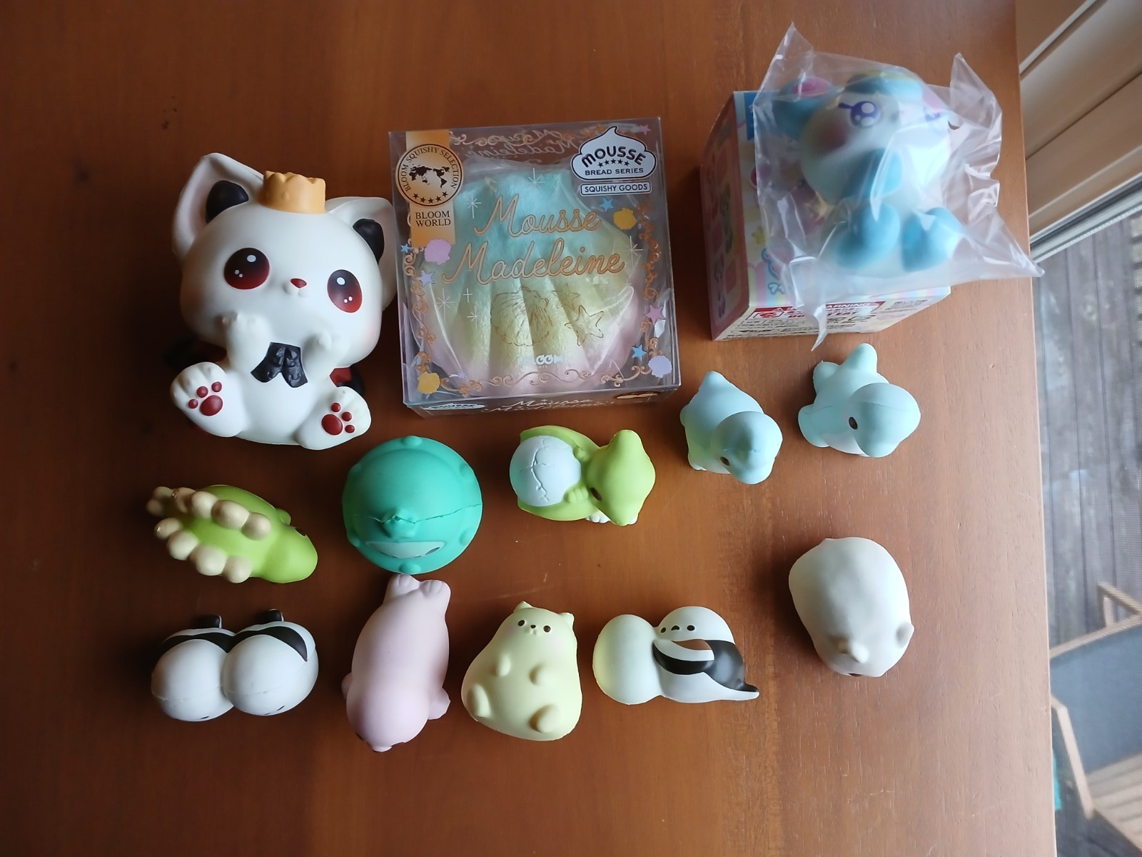 iBloom Squishy  Lot of Japanese Kawaii Slow-Rise Stress Toy Squishies
